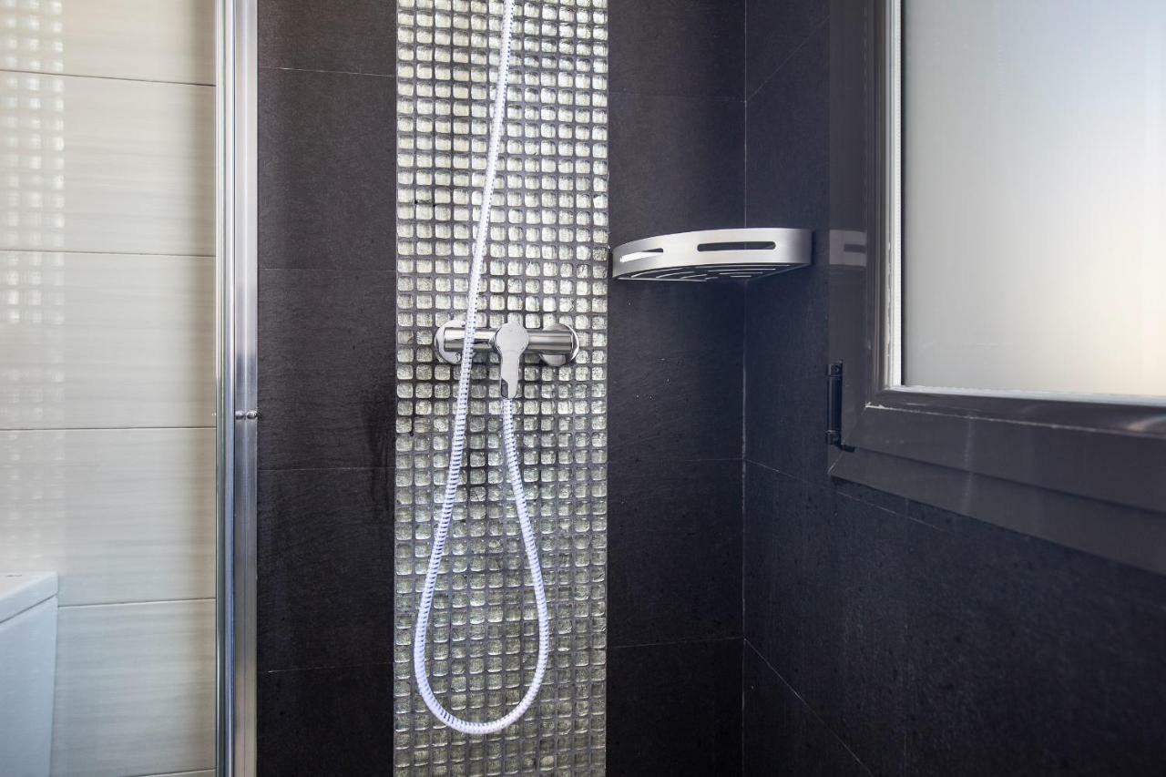 Apartamento Atico Real Suites Granada Luaran gambar